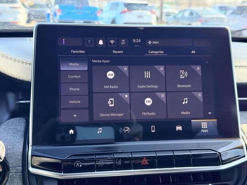 Used 2024 Jeep Compass Latitude image 21