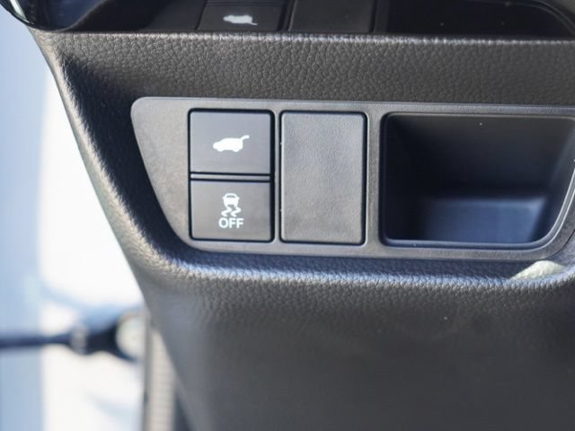Used 2025 Acura ADX FWD image 17