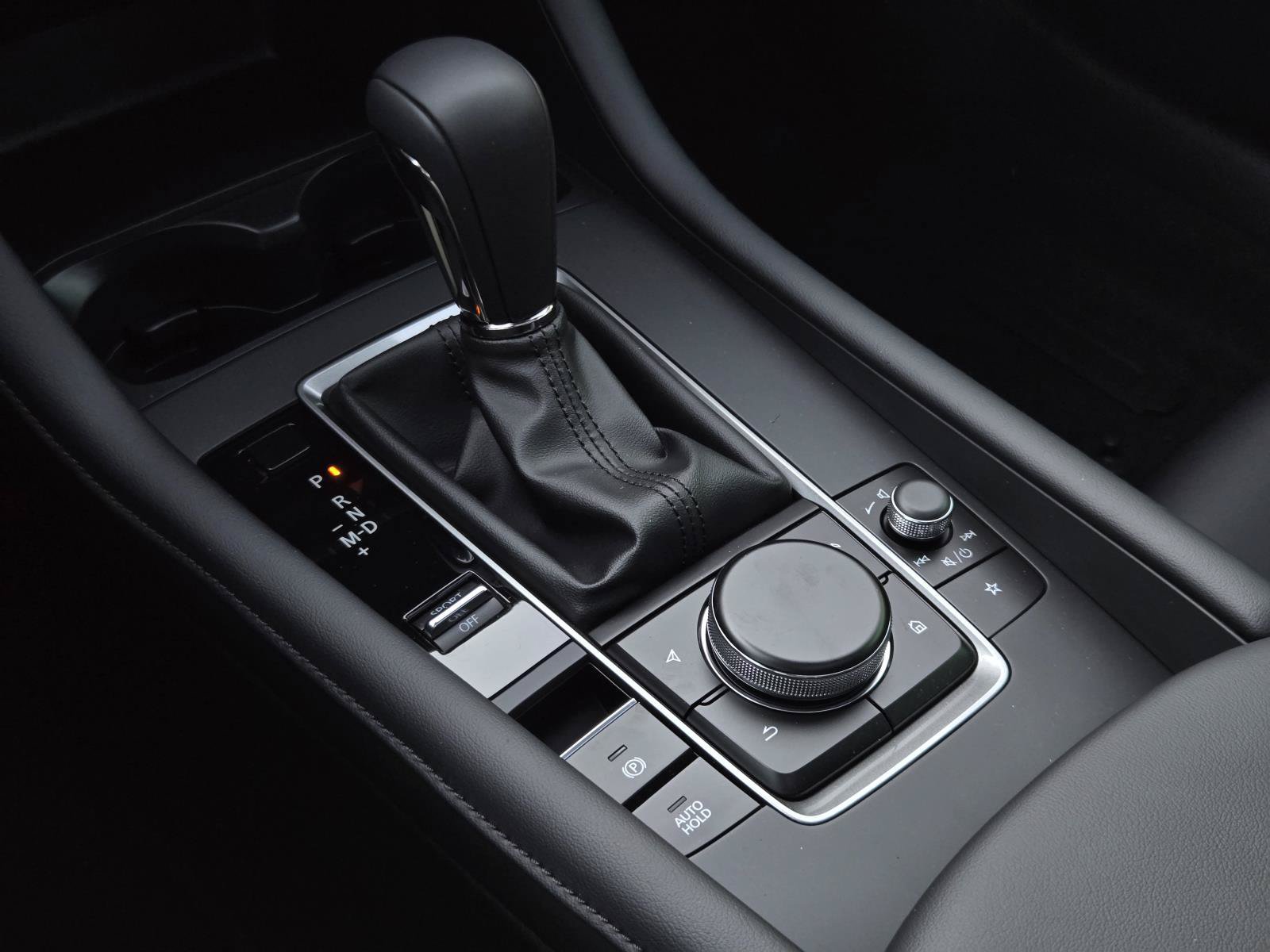 New 2026 MAZDA MAZDA3 s FWD image 18