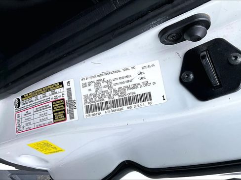 Used 2016 Toyota Tacoma SR w/ SR Convenience Package RWD image 36