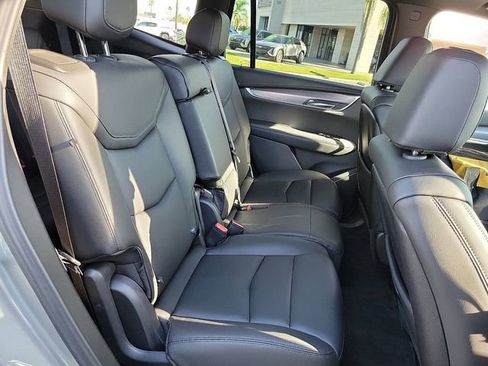 Used 2025 Cadillac XT6 Luxury image 22