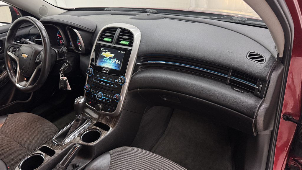 Used 2014 Chevrolet Malibu LT FWD image 28