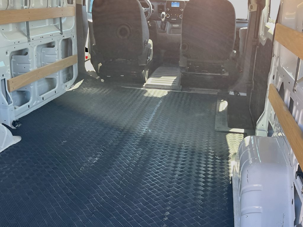 Used 2025 Ford Transit 250 Low Roof w/ Exterior Upgrade Package RWD image 22