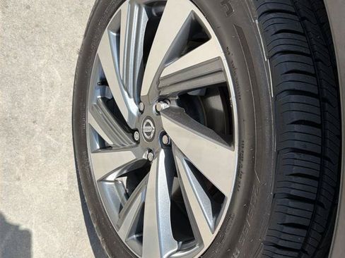 Used 2020 Nissan Murano SL w/ Moonroof Package FWD image 42
