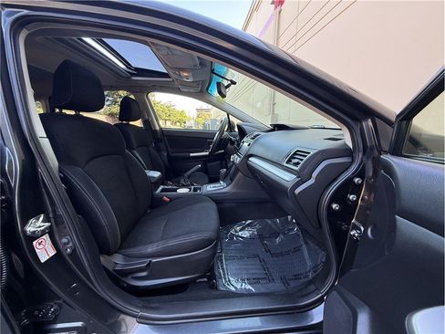Used 2015 Subaru Crosstrek 2.0i Premium w/ Moonroof Package AWD/4WD image 13