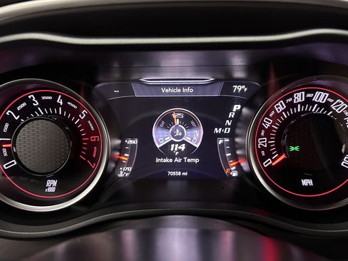 Used 2021 Dodge Challenger R/T Scat Pack RWD image 18