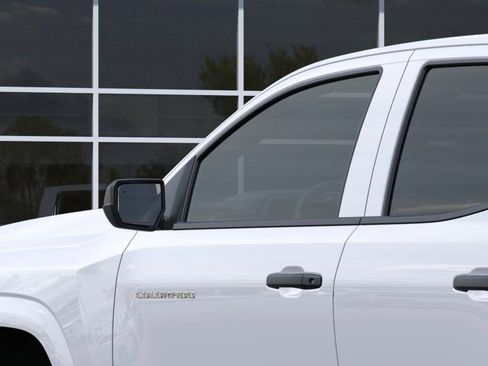 New 2025 Chevrolet Colorado W/T image 12