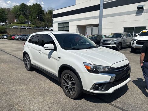 Used 2018 Mitsubishi Outlander Sport ES AWD/4WD image 1
