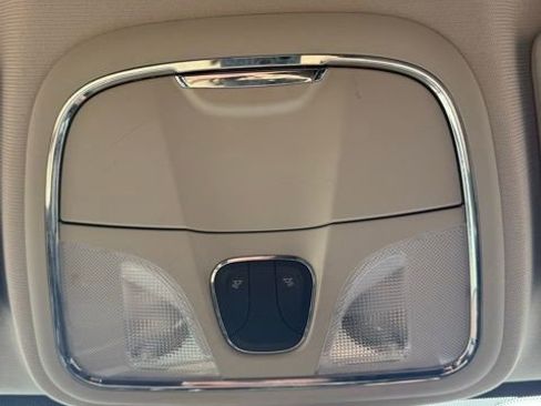Used 2016 Jeep Cherokee Sport AWD/4WD image 33