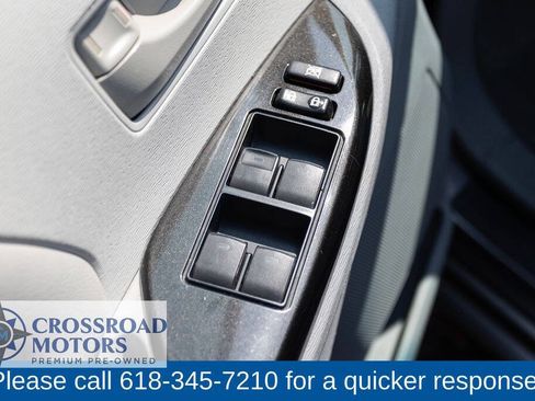 Used 2012 Toyota Sienna LE FWD image 13