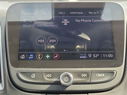 Used 2024 Chevrolet Malibu LT image 16