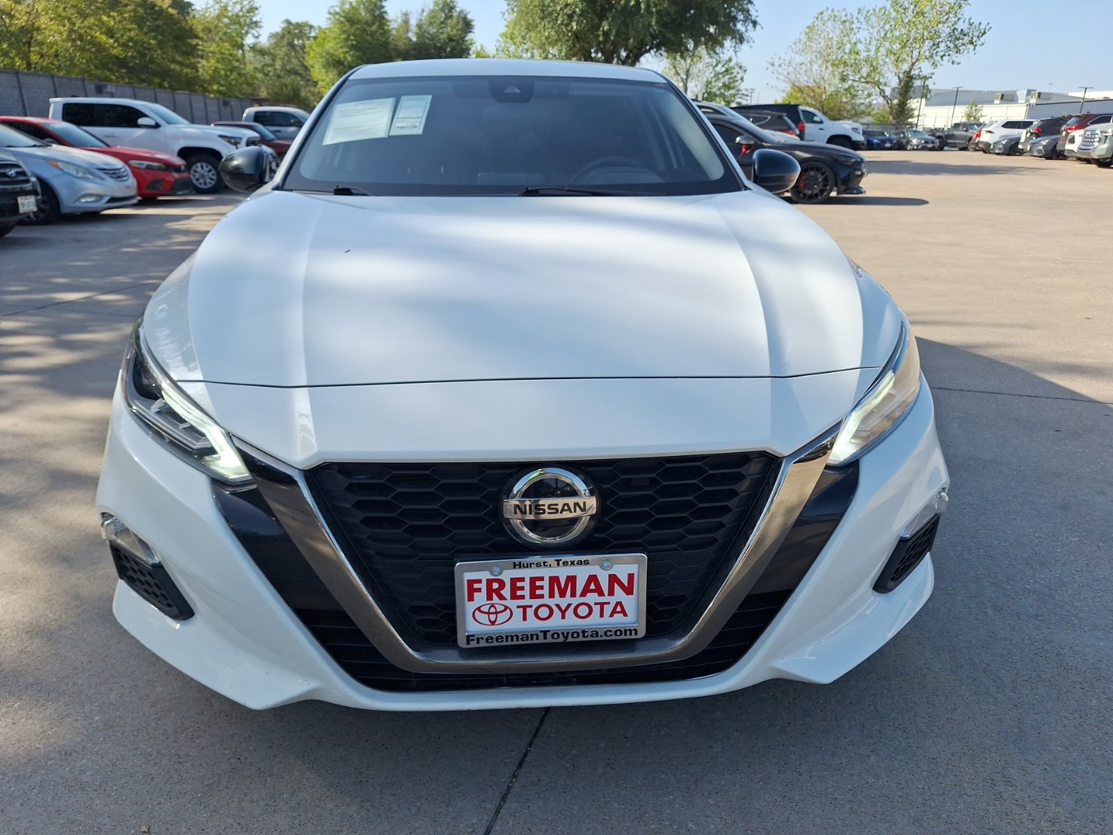 Used 2021 Nissan Altima 2.5 SR FWD image 9