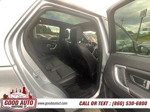 Used 2019 Land Rover Discovery Sport HSE AWD/4WD image 16