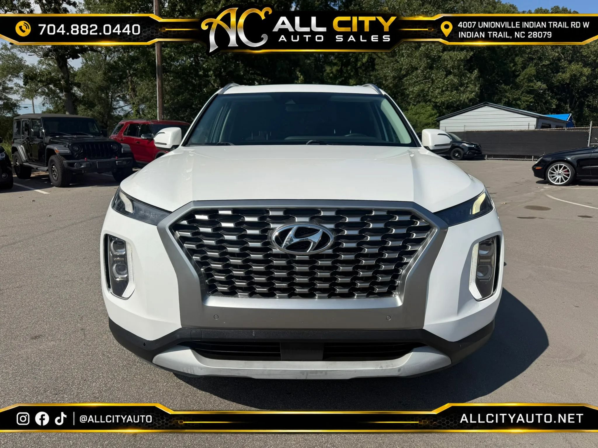 Used 2021 Hyundai Palisade SEL w/ Convenience Package FWD image 2