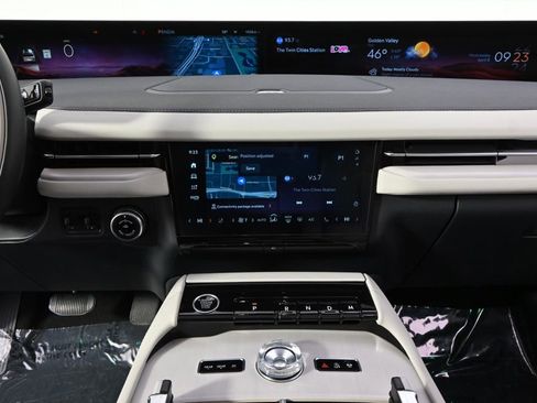 New 2026 Lincoln Navigator Reserve w/ Jet Appearance Package image 27