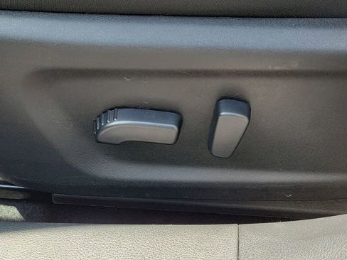 Used 2025 Nissan Altima 2.5 SV FWD image 18