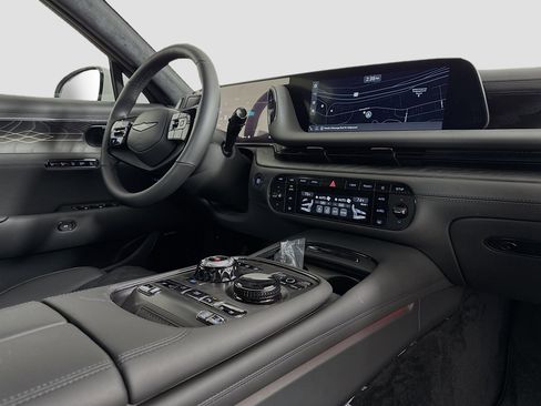 Used 2026 Genesis G90 3.5T Prestige image 32