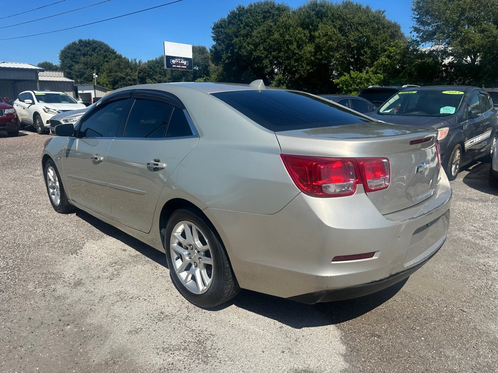 Used 2014 Chevrolet Malibu LT w/ Power Convenience Package FWD image 4