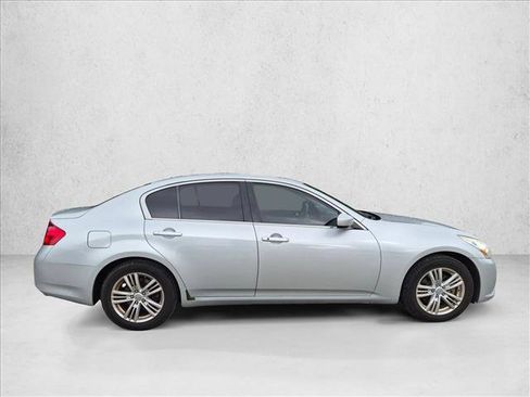 Used 2013 INFINITI G37 x Sedan w/ Premium Pkg AWD/4WD image 4