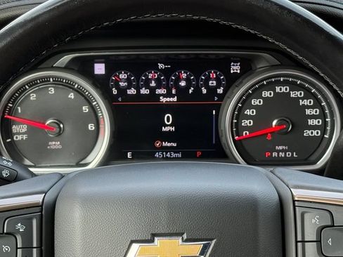 Used 2021 Chevrolet Silverado 1500 High Country w/ Technology Package AWD/4WD image 20