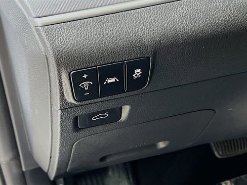 Used 2023 Kia K5 LXS image 10