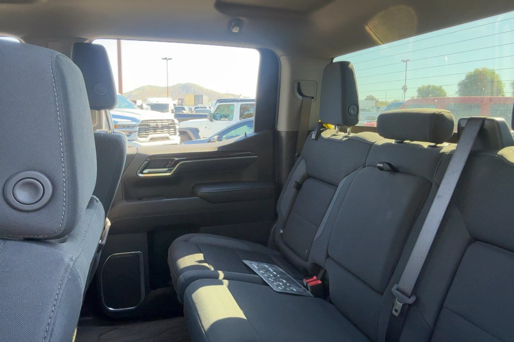 Used 2024 GMC Sierra 1500 Elevation RWD image 12