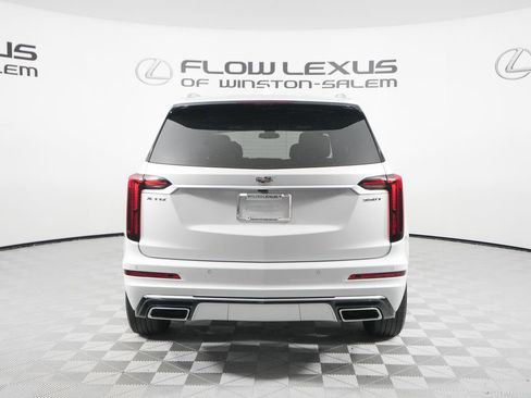 Used 2025 Cadillac XT6 Luxury FWD image 6