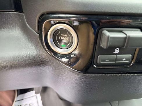 Used 2024 Chevrolet Silverado 2500 LT image 15