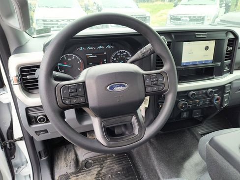 New 2025 Ford F250 XLT image 28