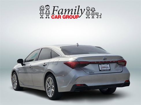 Used 2021 Toyota Avalon Limited w/ Advanced Safety Package image 3