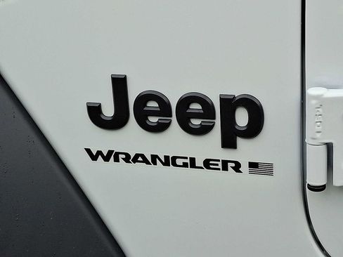 New 2025 Jeep Wrangler Unlimited Sport image 17