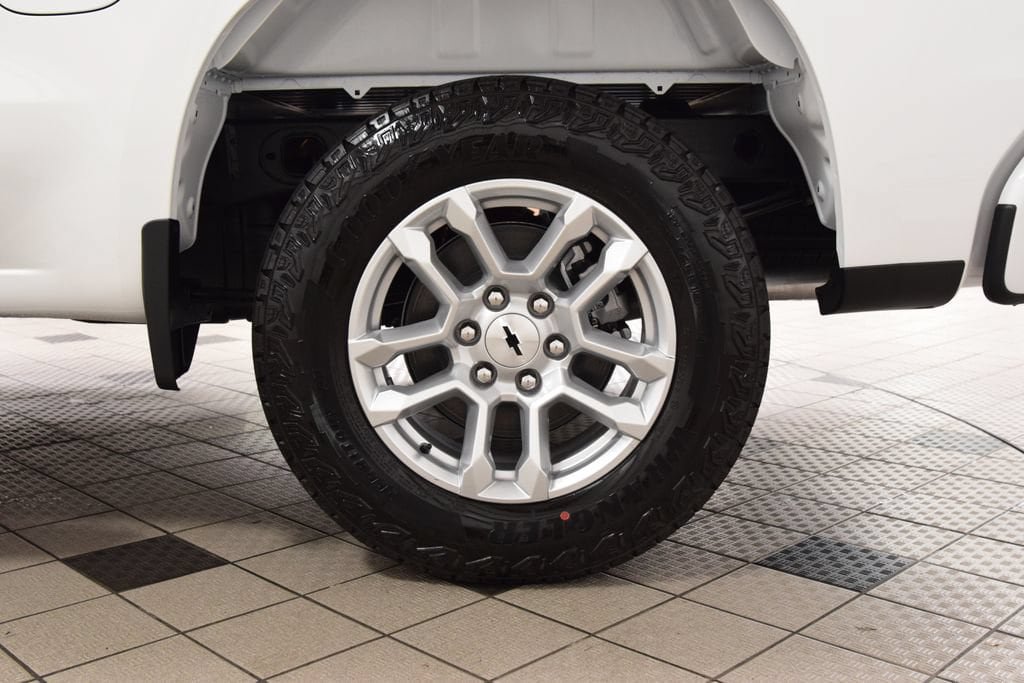 New 2026 Chevrolet Silverado 1500 RST w/ Z71 Off-Road Package AWD/4WD image 27