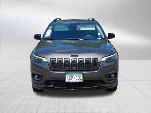 Used 2023 Jeep Cherokee Altitude Lux AWD/4WD image 2