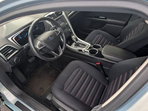 Used 2013 Ford Fusion SE FWD image 12