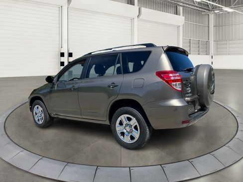 Used 2012 Toyota RAV4 4WD w/ Value Pkg image 5