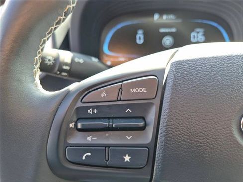 Certified 2026 Hyundai Venue SEL FWD image 26