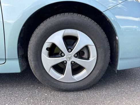 Used 2015 Toyota Prius Three FWD image 11