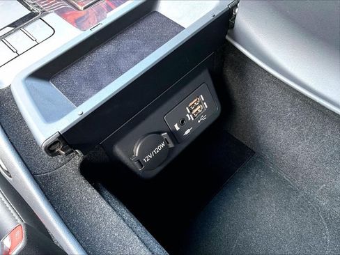 Used 2022 Lexus LS 500 w/ Interior Upgrade Package RWD image 26