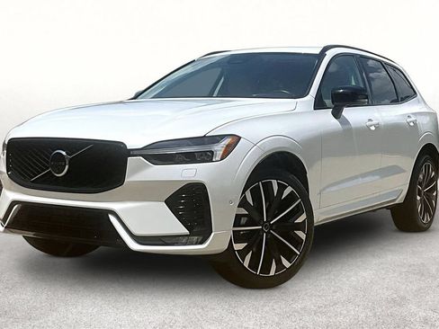 Certified 2026 Volvo XC60 B5 Ultra AWD/4WD image 15