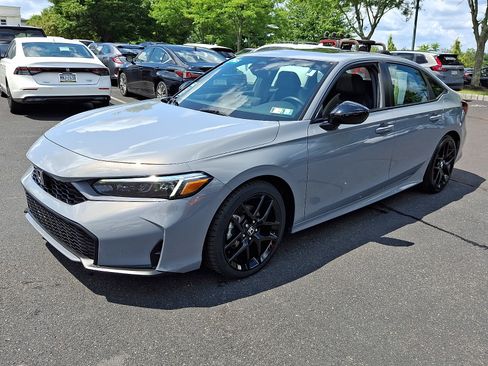 Used 2025 Honda Civic Sport image 3