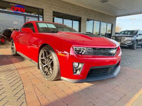 Used 2013 Chevrolet Camaro ZL1 image 18