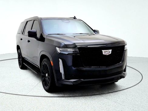 Used 2023 Cadillac Escalade Sport w/ LPO, ONYX Package image 12