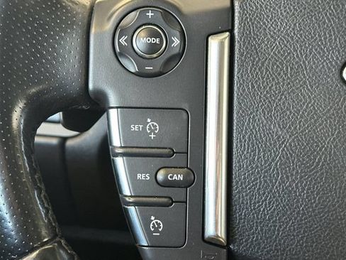 Used 2011 Land Rover Range Rover Sport Supercharged AWD/4WD image 25