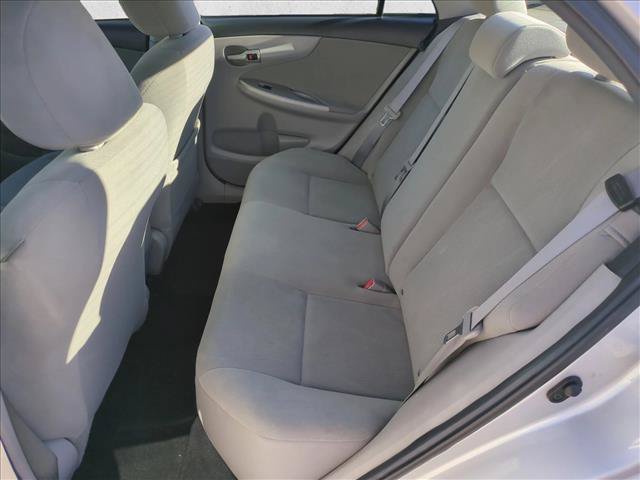 Used 2012 Toyota Corolla LE FWD image 17