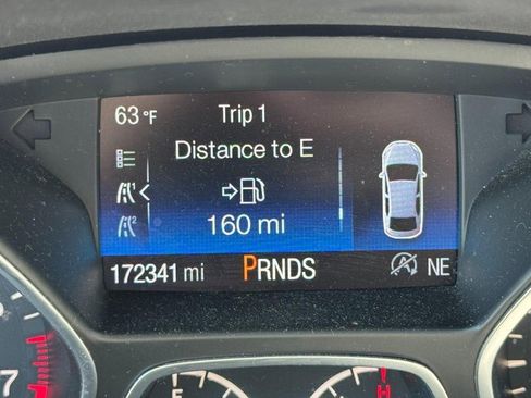 Used 2017 Ford Escape SE w/ Equipment Group 201A AWD/4WD image 18