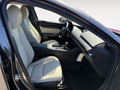 New 2026 MAZDA MAZDA3 2.5 S Sedan w/ Preferred Pkg FWD image 19