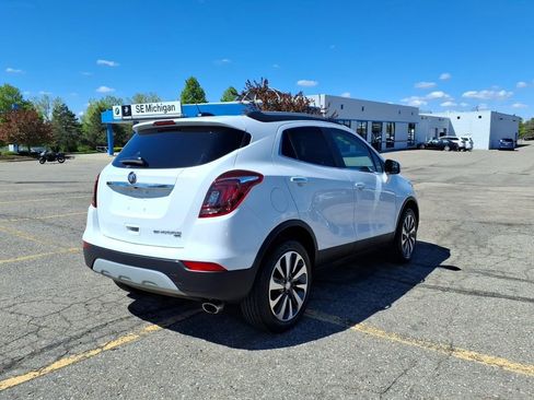 Used 2022 Buick Encore Preferred w/ Safety Package AWD/4WD image 4