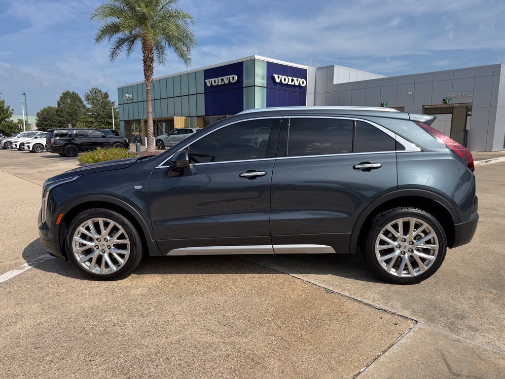 Used 2019 Cadillac XT4 Premium Luxury w/ LPO, Radiant Package FWD image 2