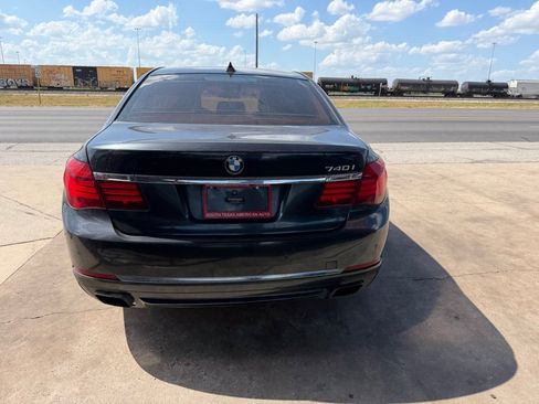 Used 2015 BMW 740i RWD image 21
