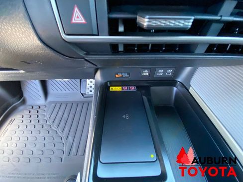 New 2026 Toyota Camry SE FWD image 40